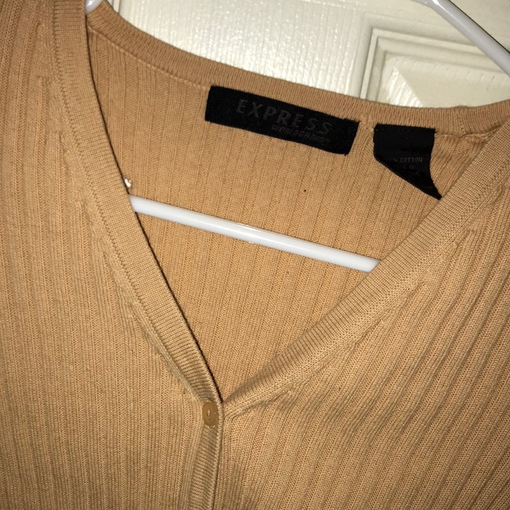 Button up sweater - Picture 3 of 3